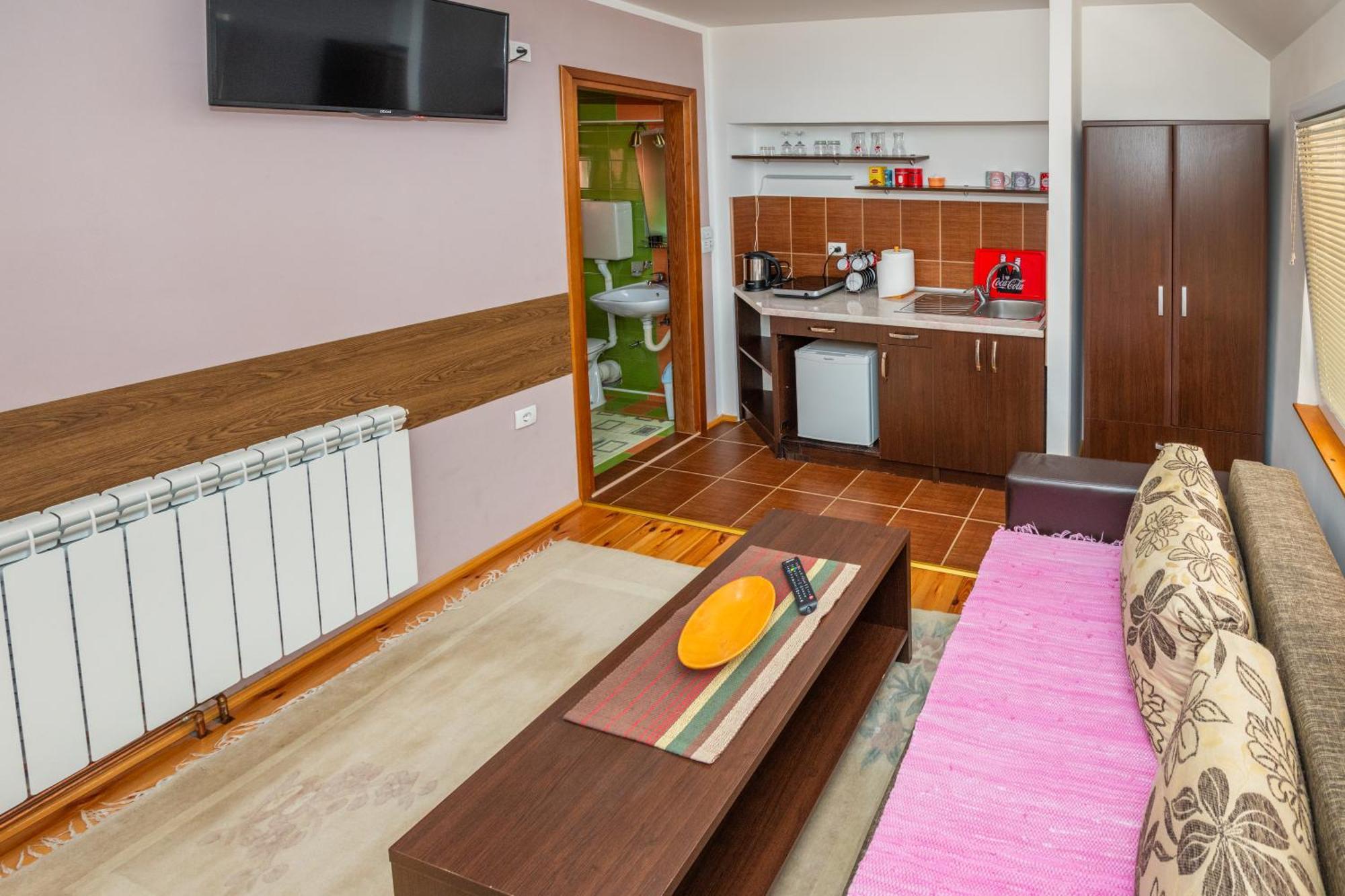 קולאסין Rooms Sejo מראה חיצוני תמונה